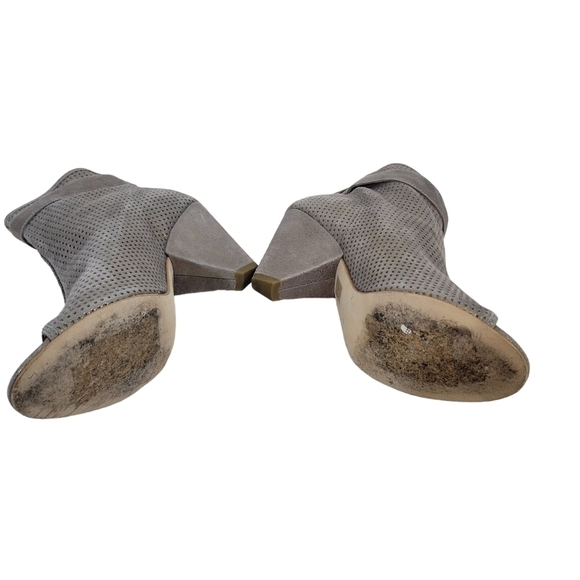 Pelle Moda Kori Metallic Grey Suede Open Toe Bootie - Picture 8 of 10